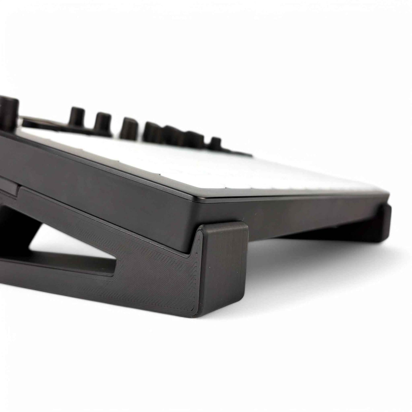 Stand for Polyend Synth/Tracker/Play - 15 degrees