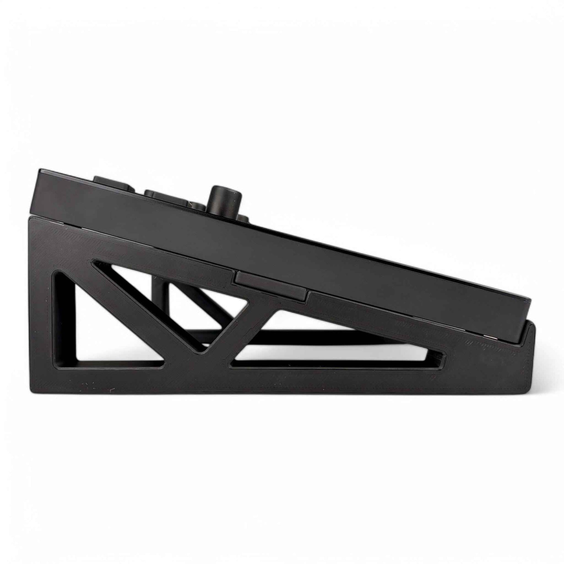 Stand for Polyend Synth/Tracker/Play - 15 degrees