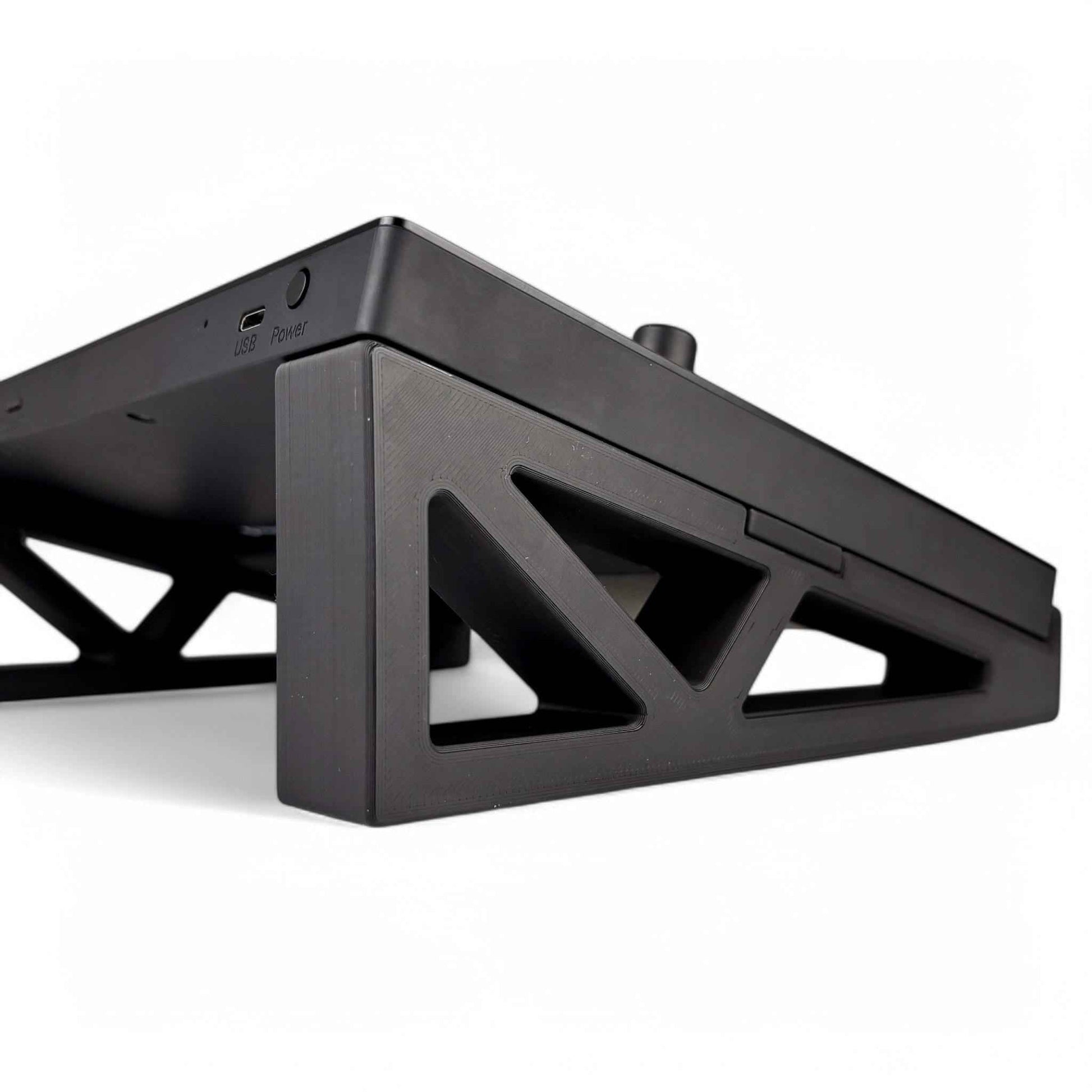 Stand for Polyend Synth/Tracker/Play - 15 degrees